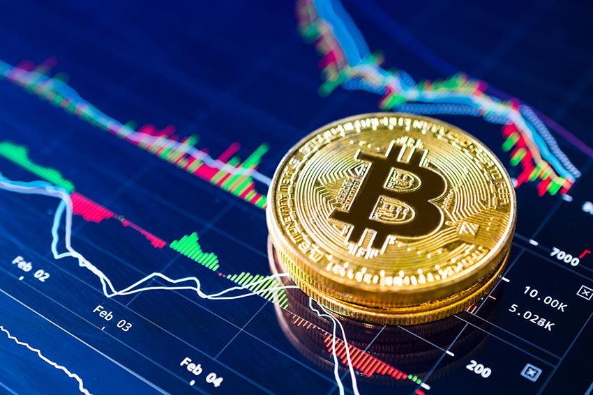 Bitcoin Projected to Become the Currency with Largest Value in On06